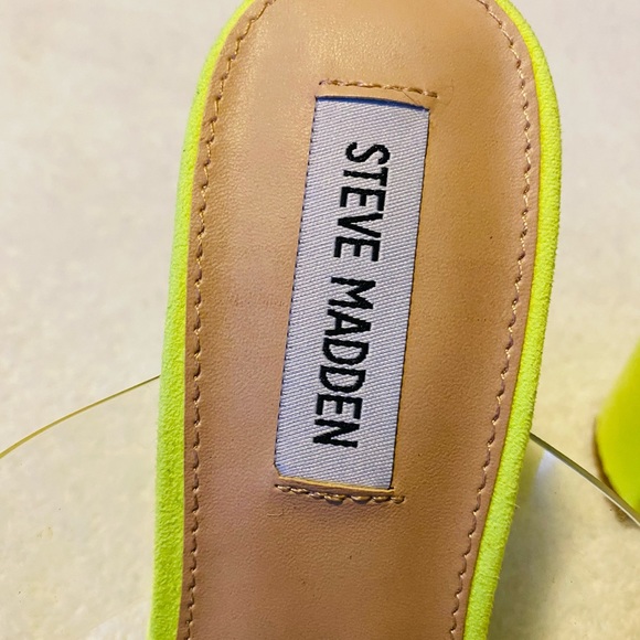 Brand New Neon Lime Heels - Size 6.5 M - Heel Height 4.5 “ - box 4 - Picture 7 of 7